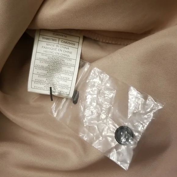 Women's Cupcakes and Cashmere black lace top NWT - Picture 10 of 11